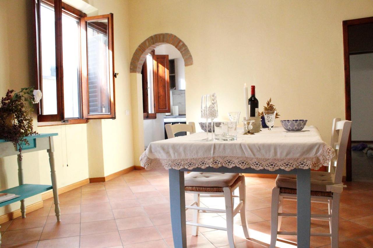 Carducci Flat - In Centro Storico Apartment Pistoia Exterior photo