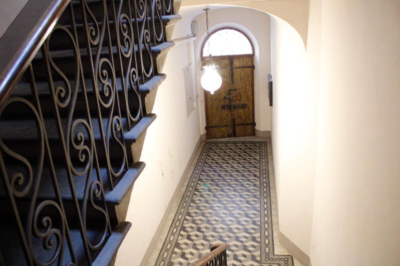Carducci Flat - In Centro Storico Apartment Pistoia Exterior photo