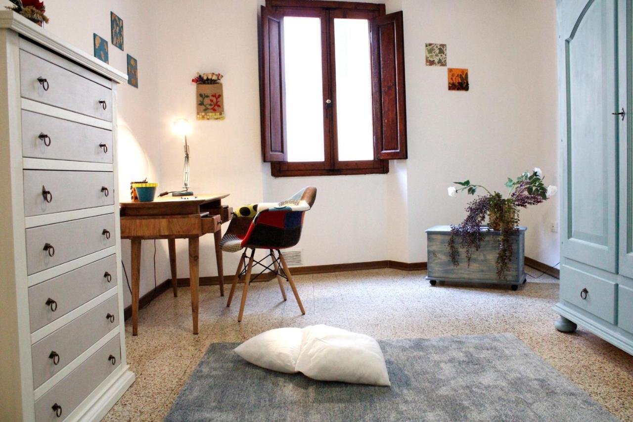 Carducci Flat - In Centro Storico Apartment Pistoia Exterior photo